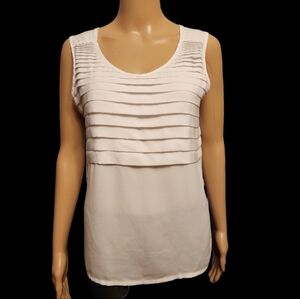 Gantos Vintage White Sleeveless Blouse